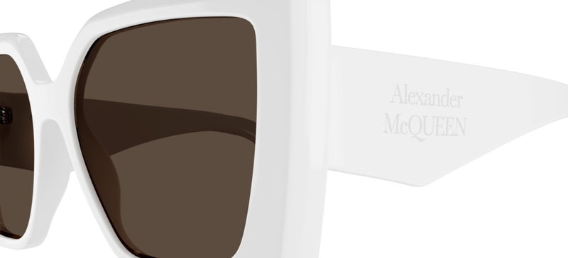 Alexander McQueen AM0467S Occhiali da sole 004 BR