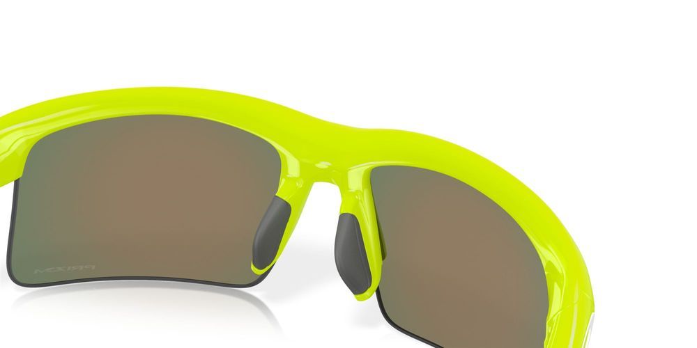 Oakley CAPACITOR JUNIOR OJ 9013 Occhiali da sole 901304